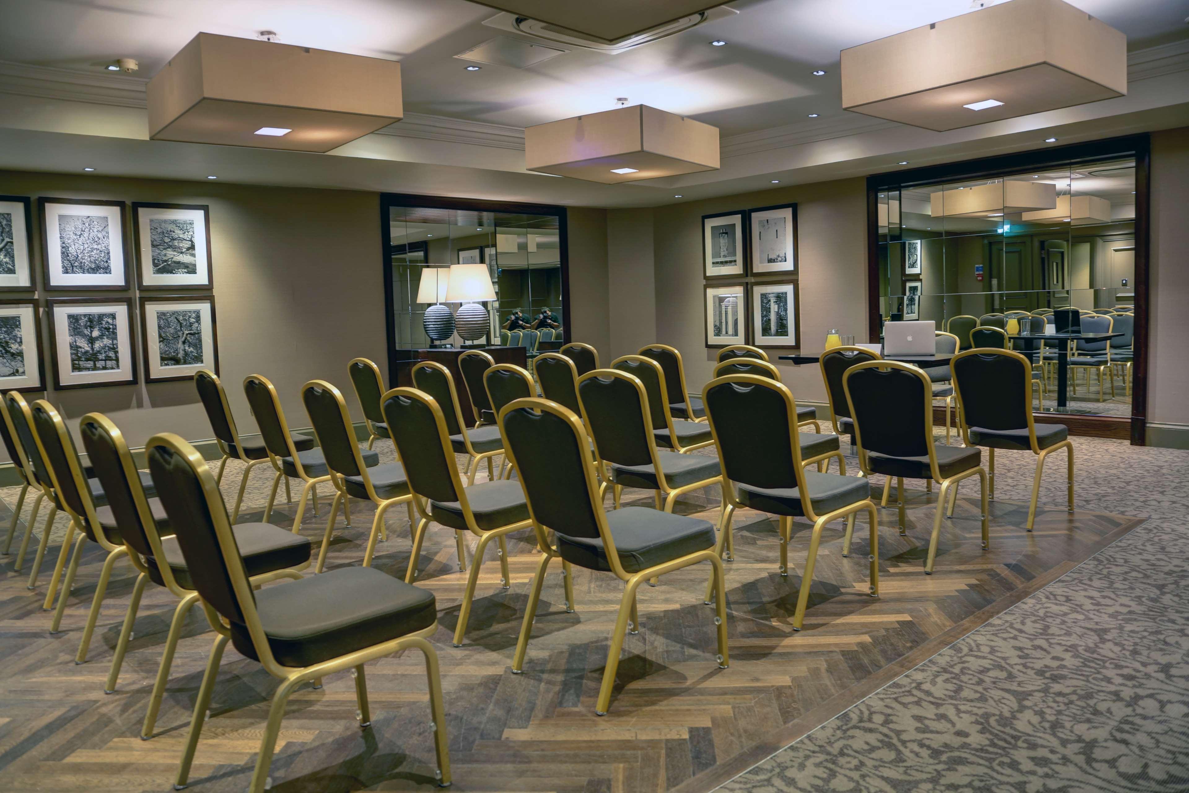 Best Western Garfield House Hotel Chryston Экстерьер фото